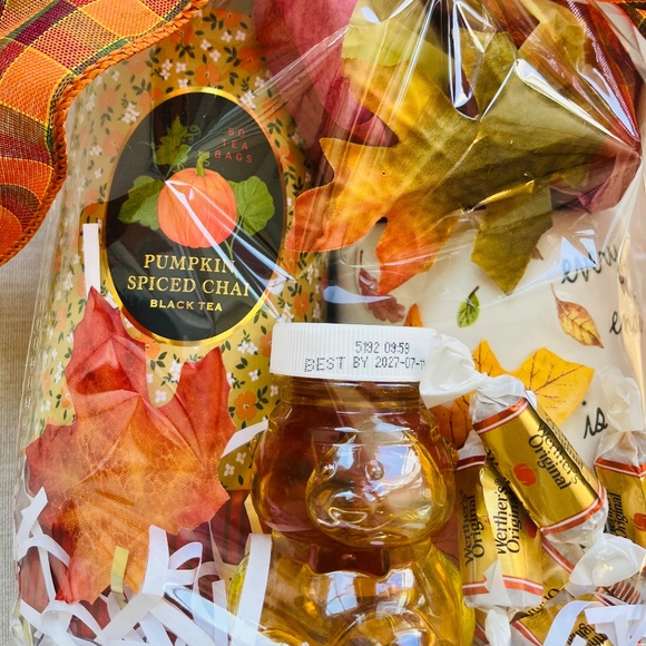 Fall🍁 Tea lovers Gift Bag, Gifts for her, Birthday Gift, Care Package - Picture 1 of 6